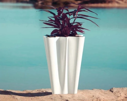 Vondom More Planters mobile slider 01 Vondom More Planters mobile slider 01
